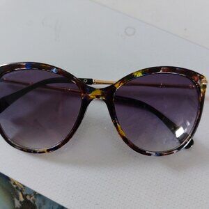 Panama Jack Sunglasses Cool Multicolored Special Cute Looking Arms Handles